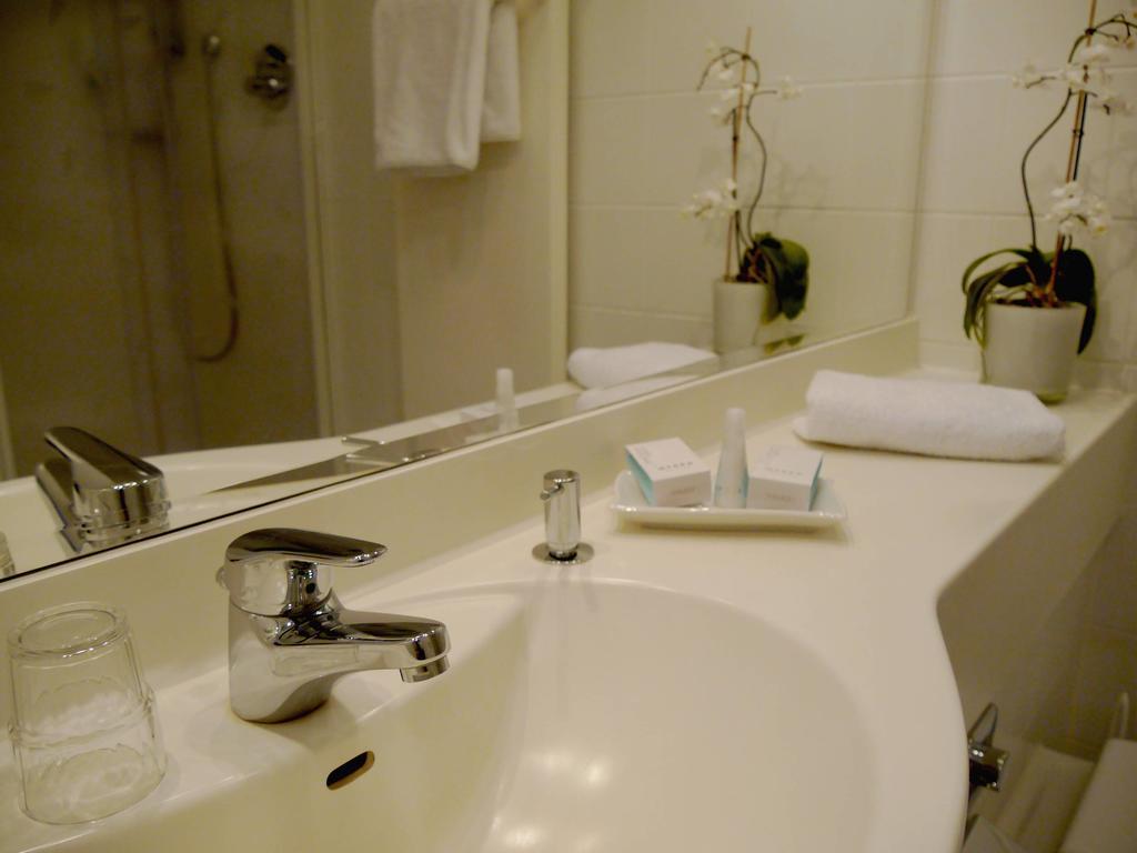 Business-Hotel Artes Chemnitz Cameră foto